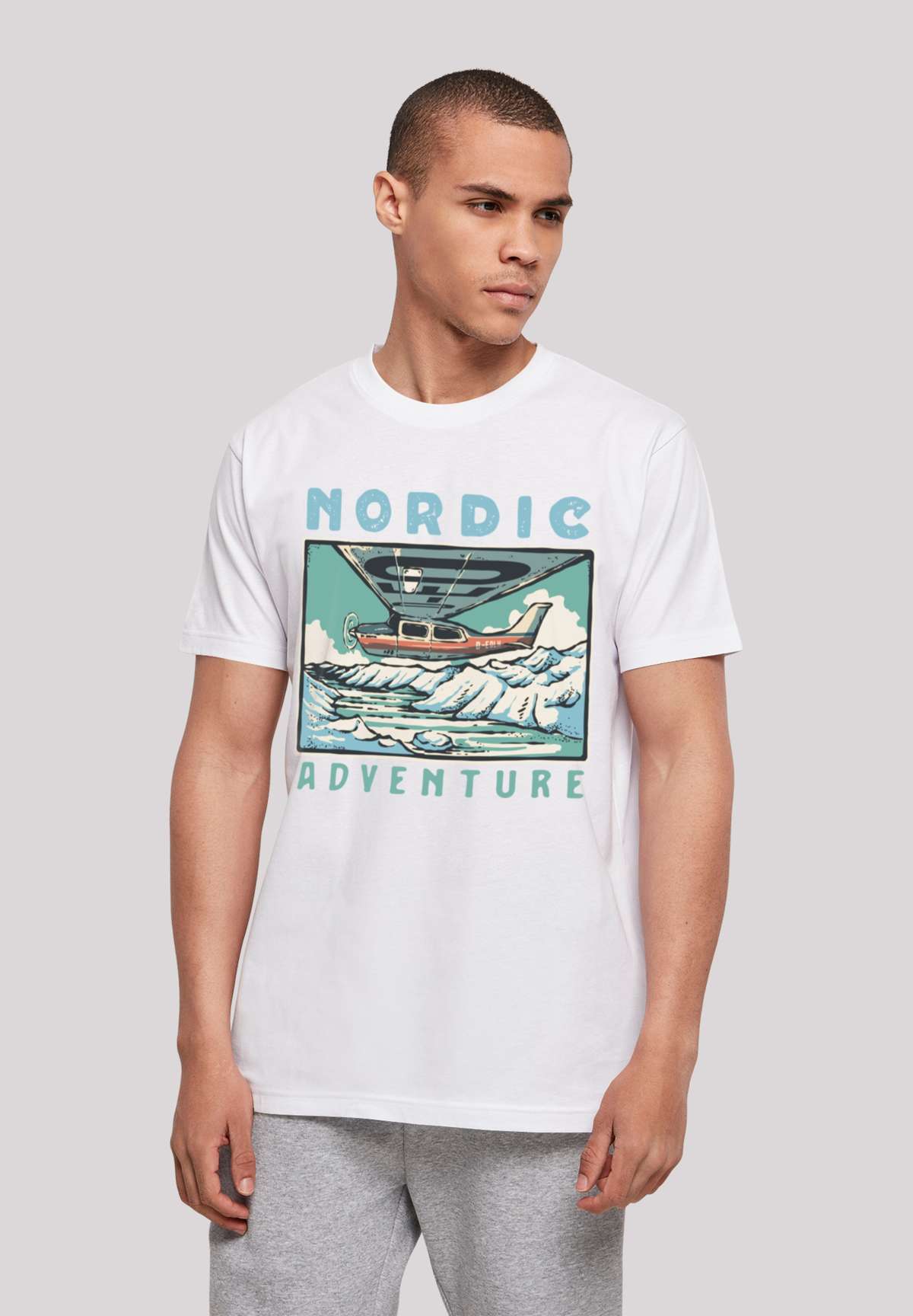 футболка»Nordic Adventures«