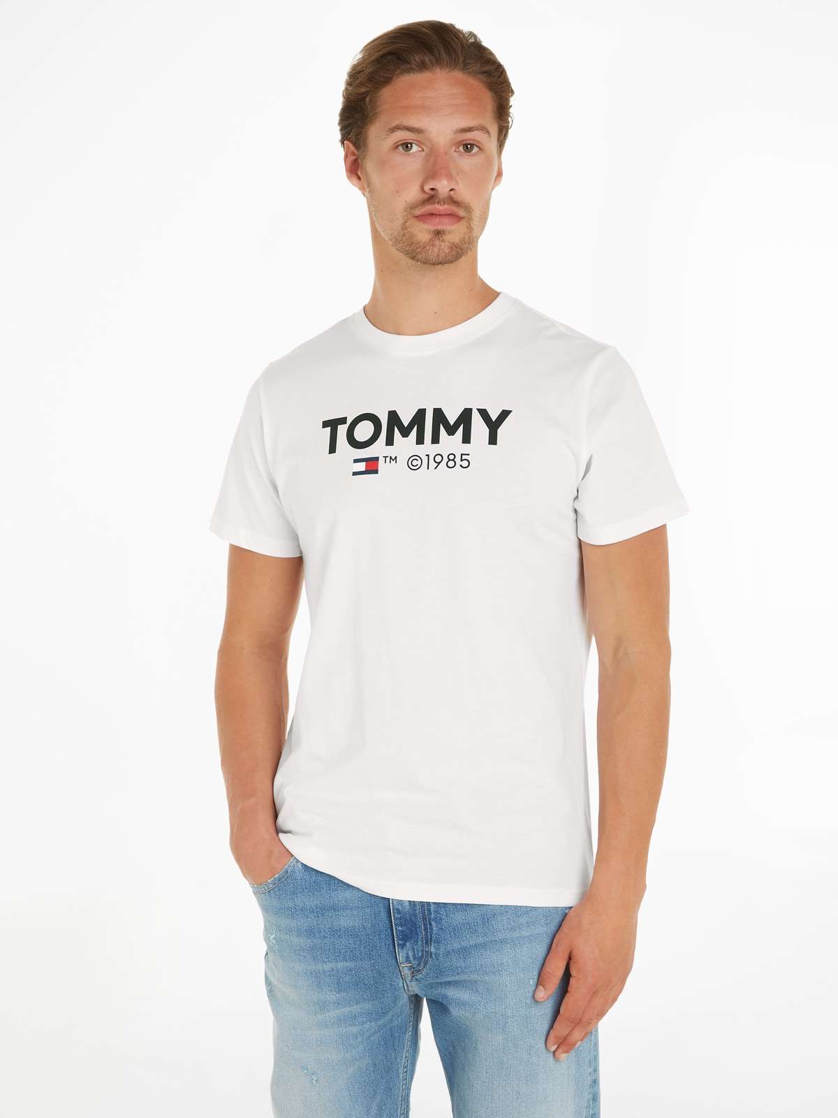 Футболка с крупным принтом Tommy Hilfiger на груди.»TJM SLIM 2PACK S/S TOMMY DNA TEE«