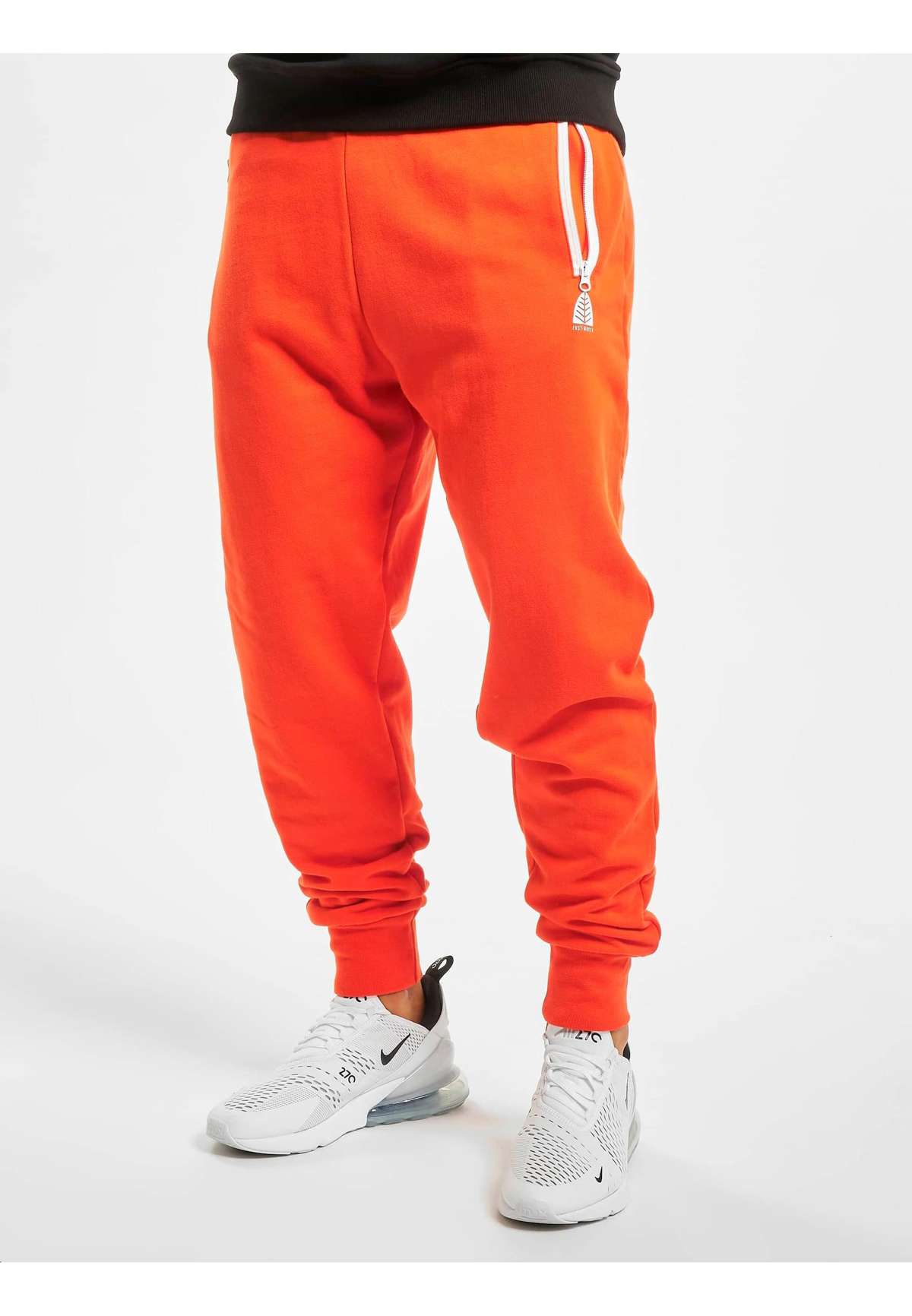 Спортивные штаны»Herren Momo Sweatpants Red«