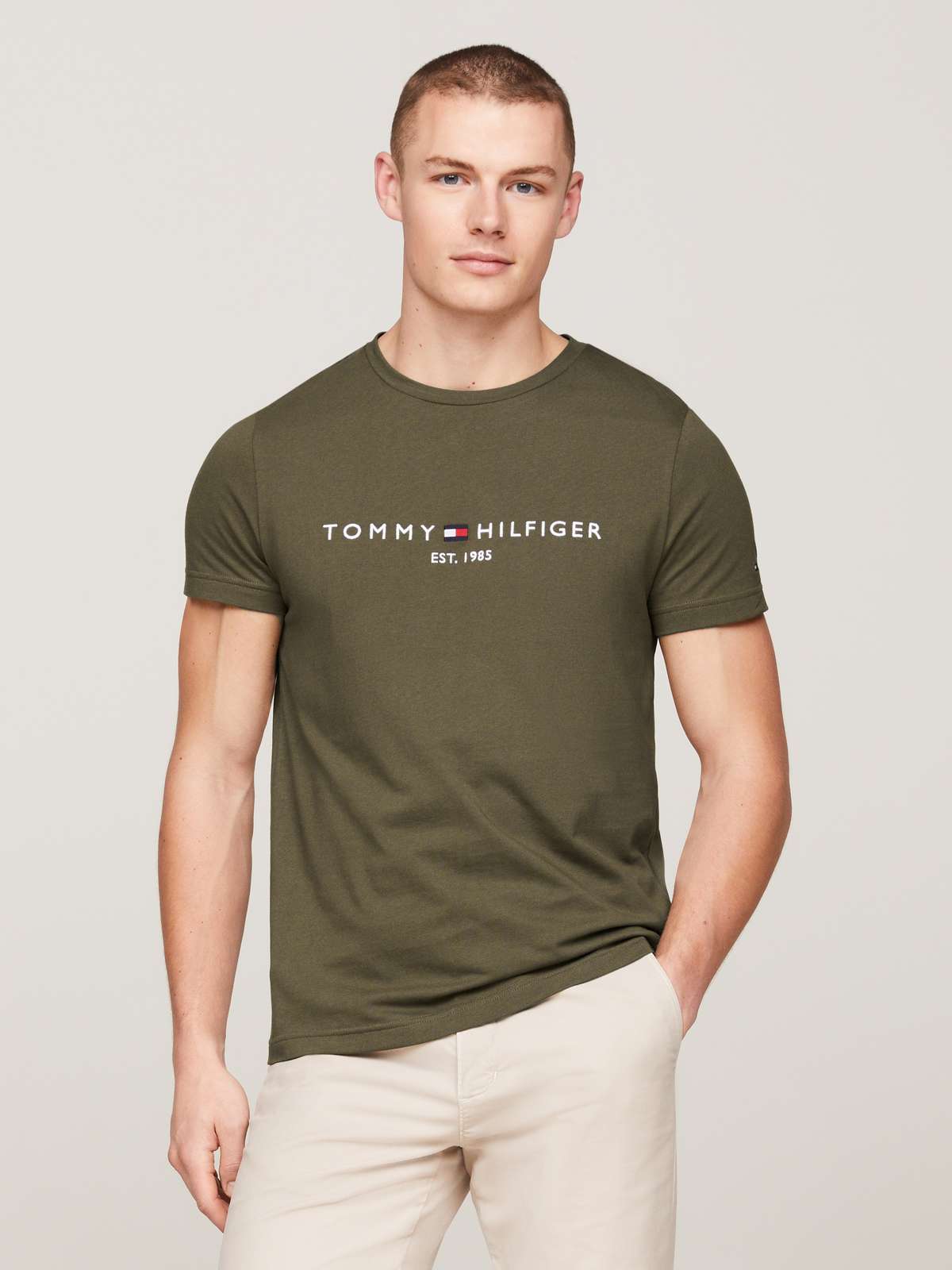 футболка»TOMMY LOGO TEE«