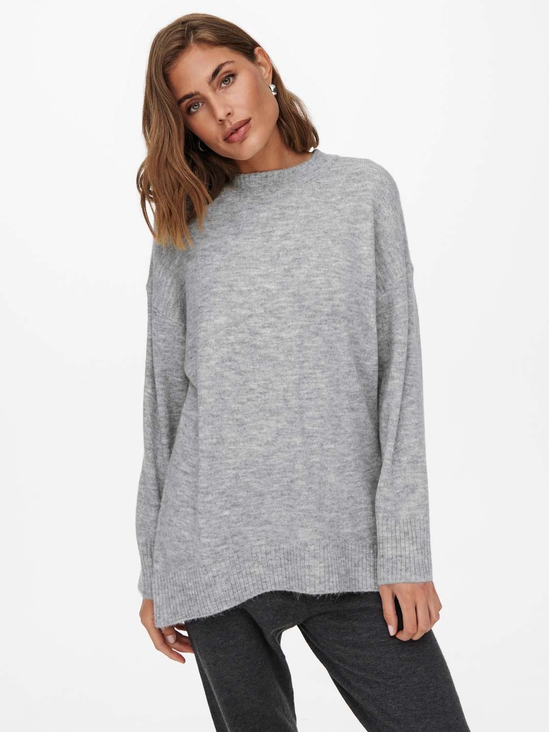 Вязаный свитер »ONLSILJA L/S LOOSE PULLOVER EX KNT«