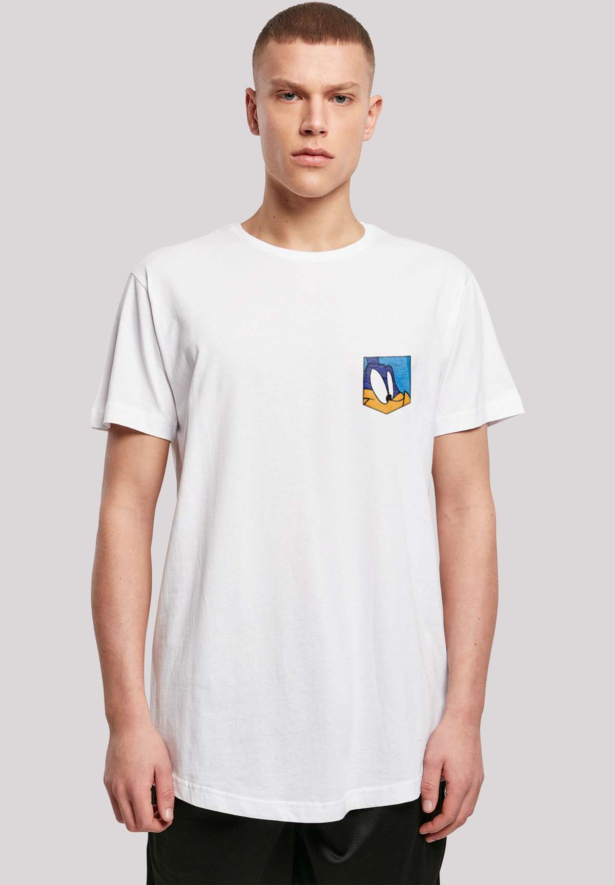 футболка»Looney Tunes Road Runner Face Faux Pocket«