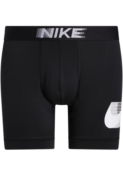 Боксеры с надписью-логотипом на штанине.»BOXER BRIEF«