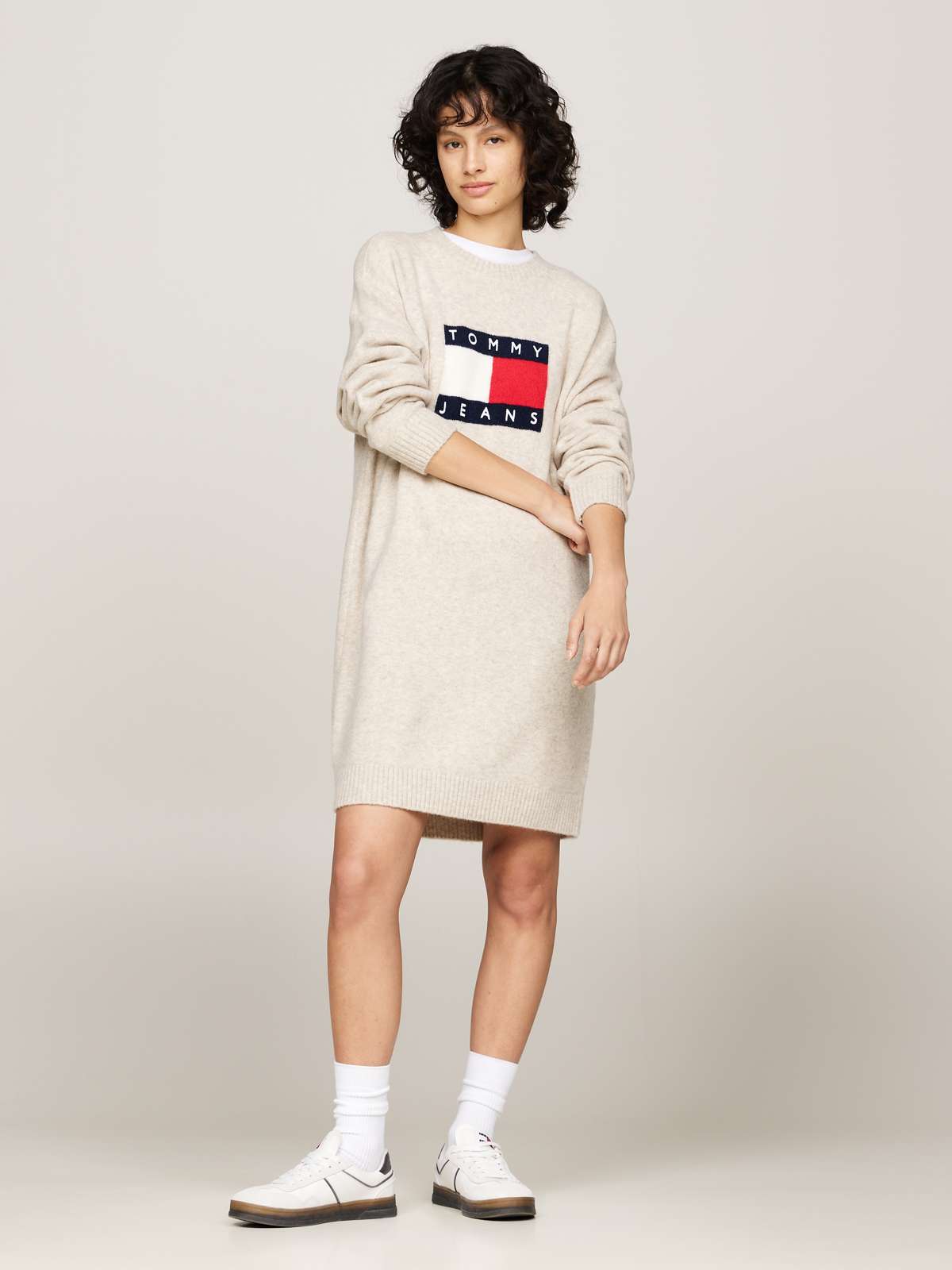 Трикотажное платье больших размеров с содержанием шерсти и... »TJW MLNGE FLAG SWEATER DRESS EXT«