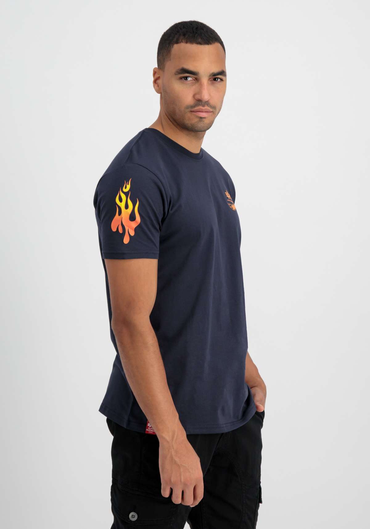 футболка»Men - T-Shirts Flame T«