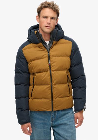 Стеганая куртка с капюшоном»HOOD COLOUR BLOCK SPORT PUFFER«