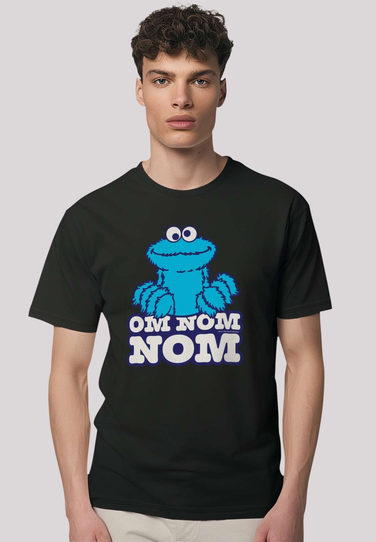 футболка»Sesamstra?e Cookie Monster Nom Nom«