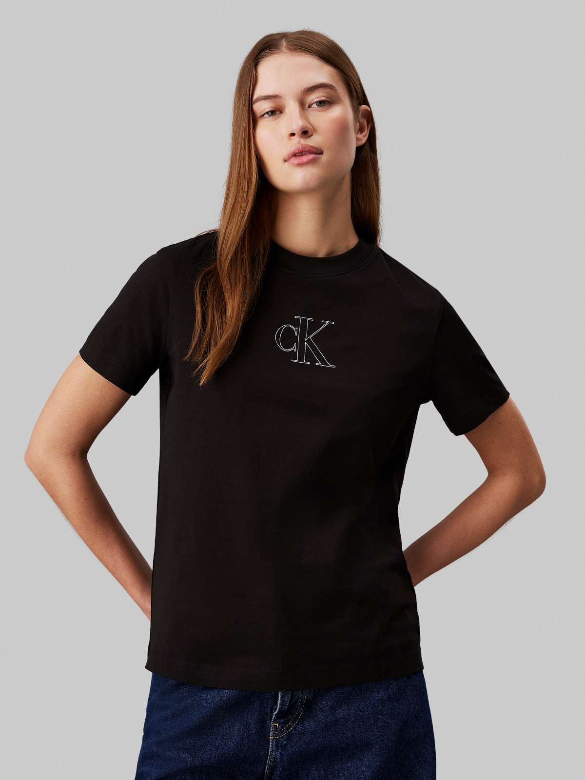 Футболка с фирменной этикеткой »OUTLINED CK REGULAR TEE«