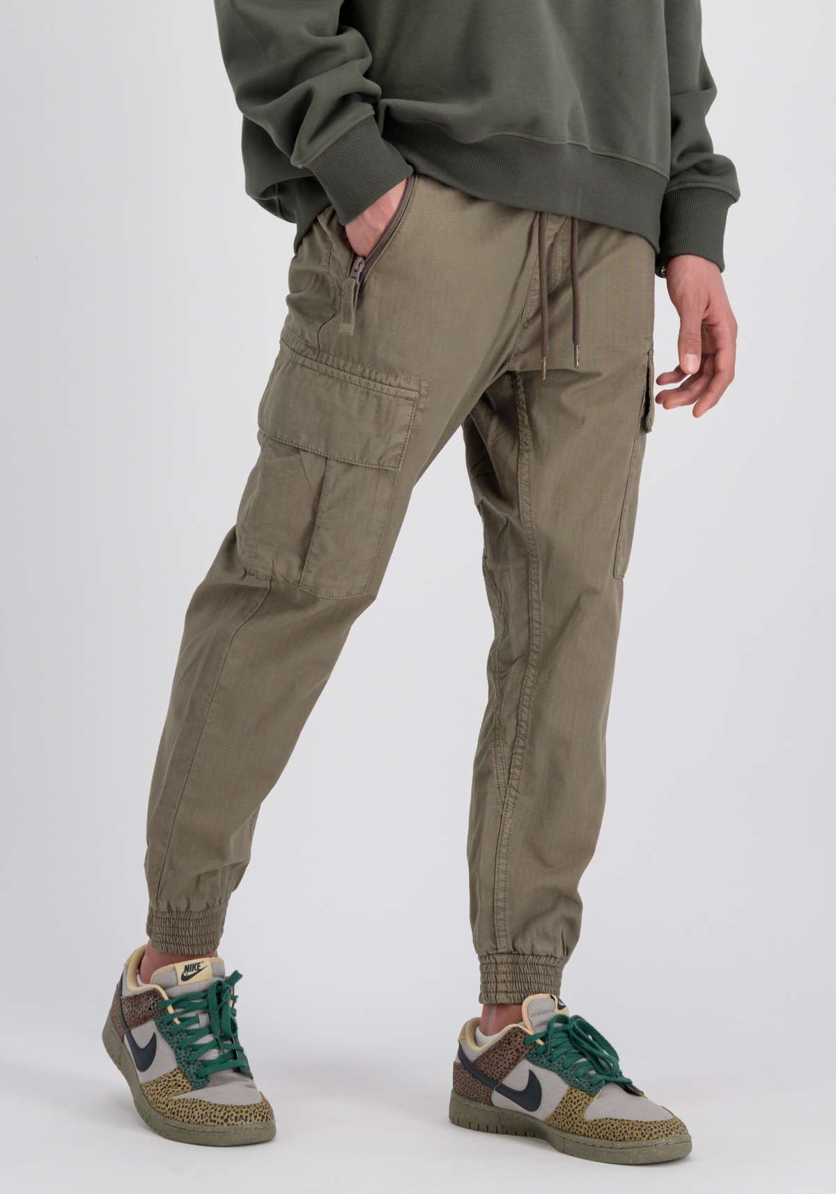 Спортивные штаны»Men - Pants Ripstop Jogger«