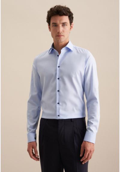 Деловая рубашка, узкая, с удлиненными рукавами, однотонный воротник «Кент».