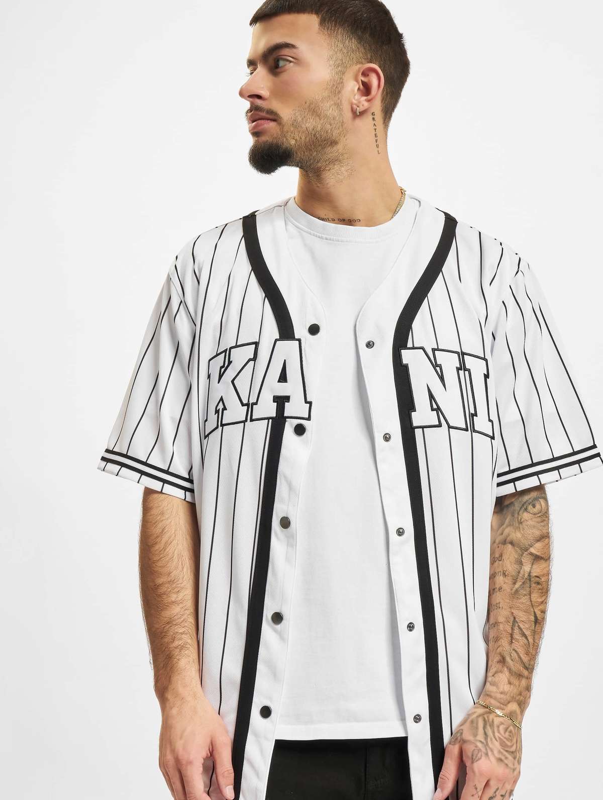 Рубашка с коротким рукавом»Herren KM221-115-2 Serif Pinstripe Baseball Shirt«