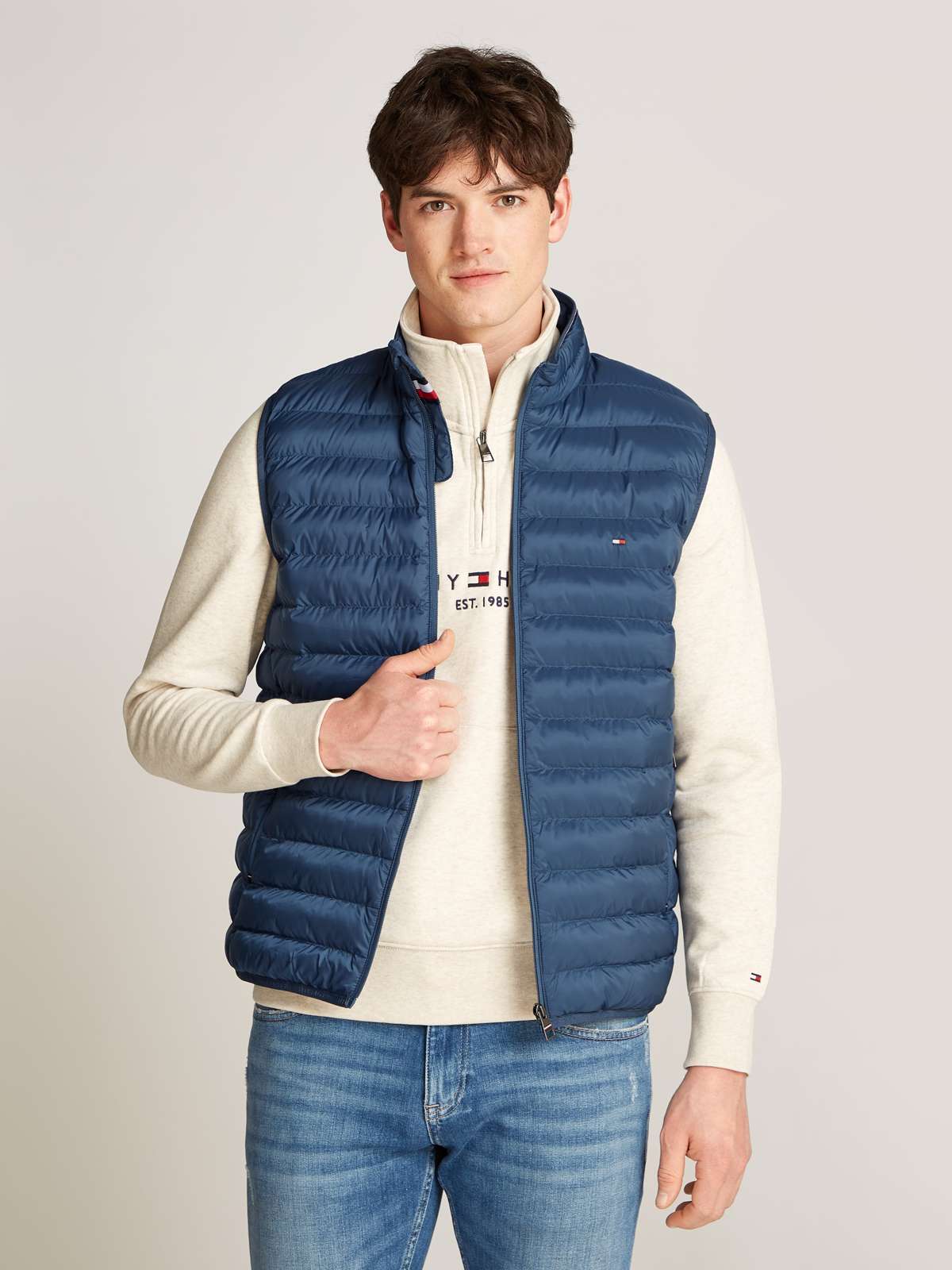 Стеганый жилет с вышивкой логотипа Tommy Hilfiger»PACKABLE RECYCLED VEST«