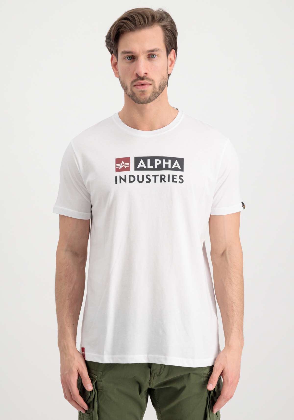 футболка»Men - T-Shirts Alpha Block-Logo T«