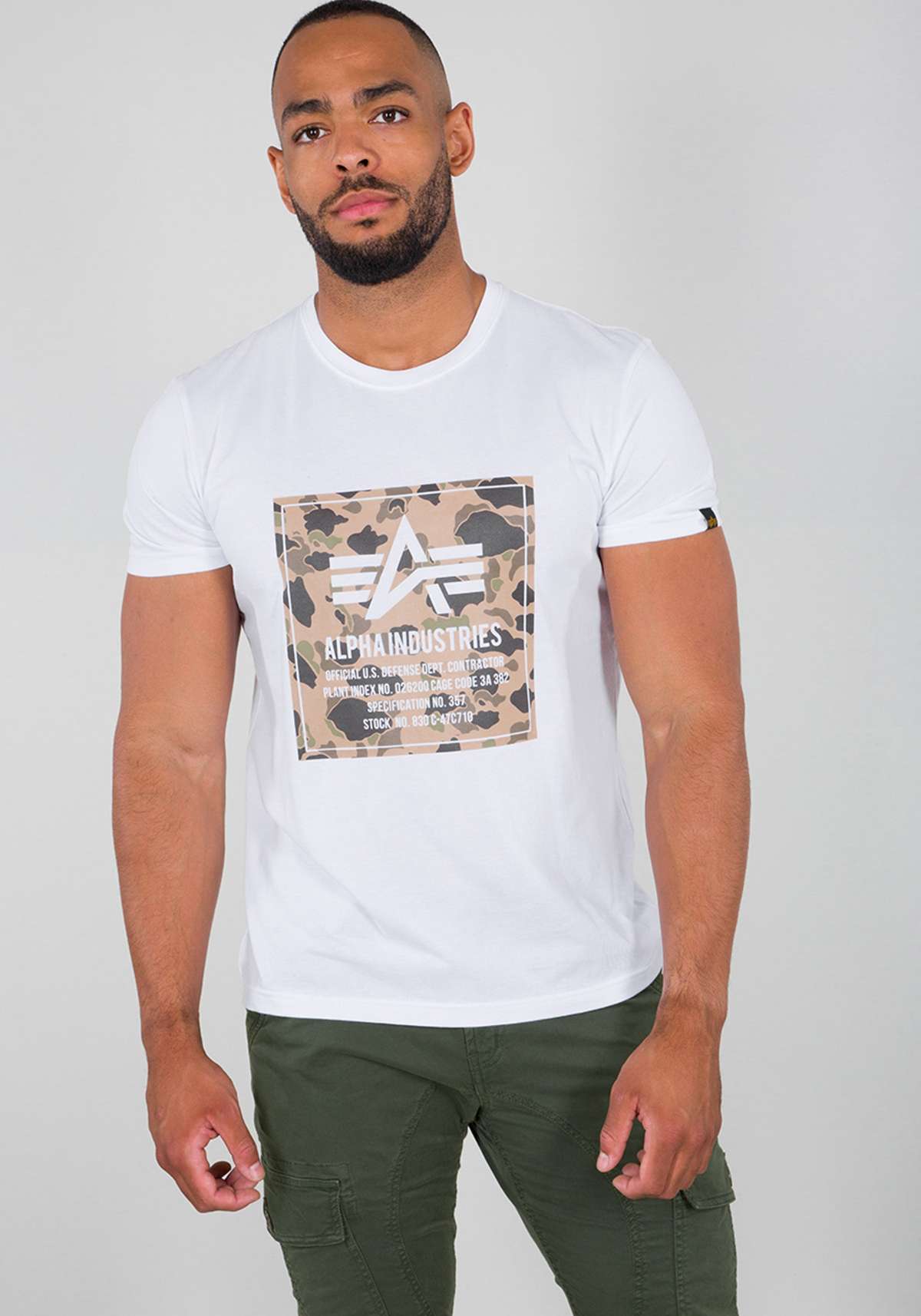 футболка»Men - T-Shirts Camo Block T«