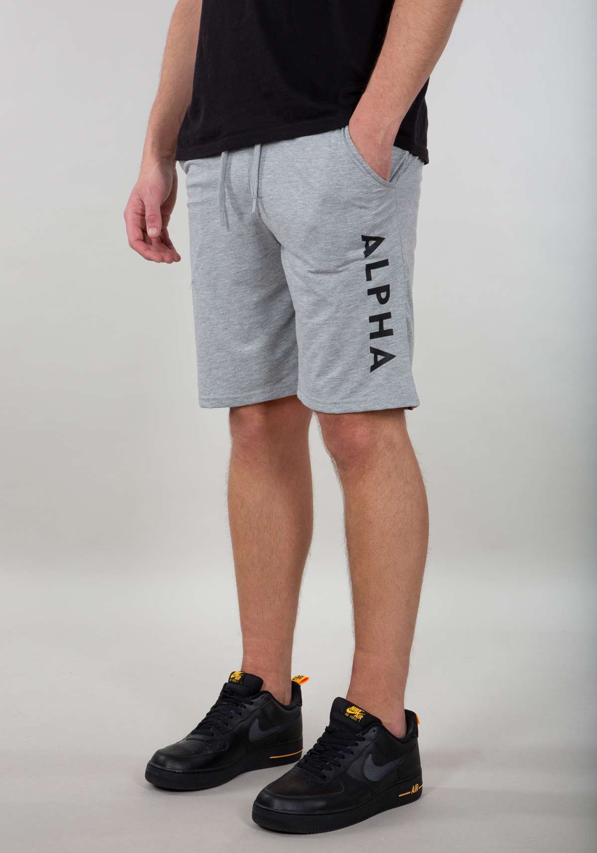 Спортивные шорты Men - Shorts Alpha Jersey Short