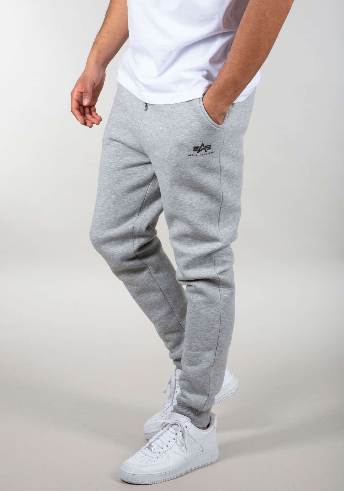 Спортивные штаны»Basic Jogger SL«