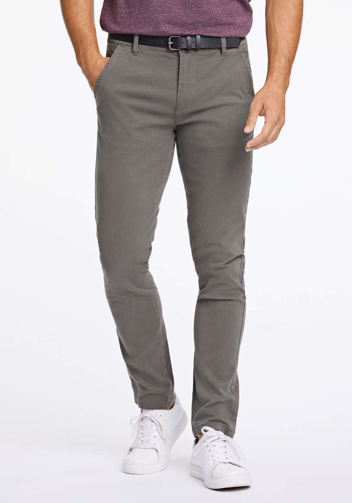 Чинос»Lindbergh Chinos«