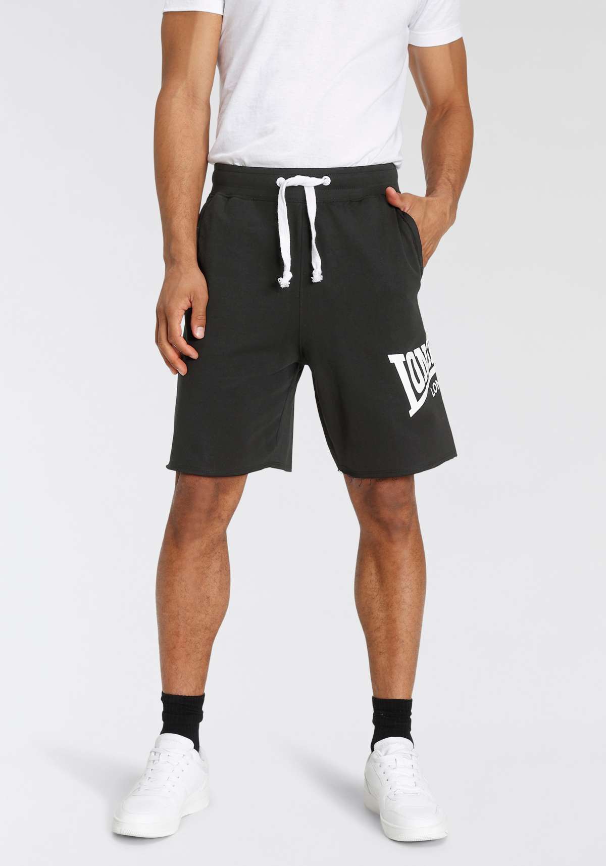 Спортивные шорты»SWEATSHORTS BLACK«