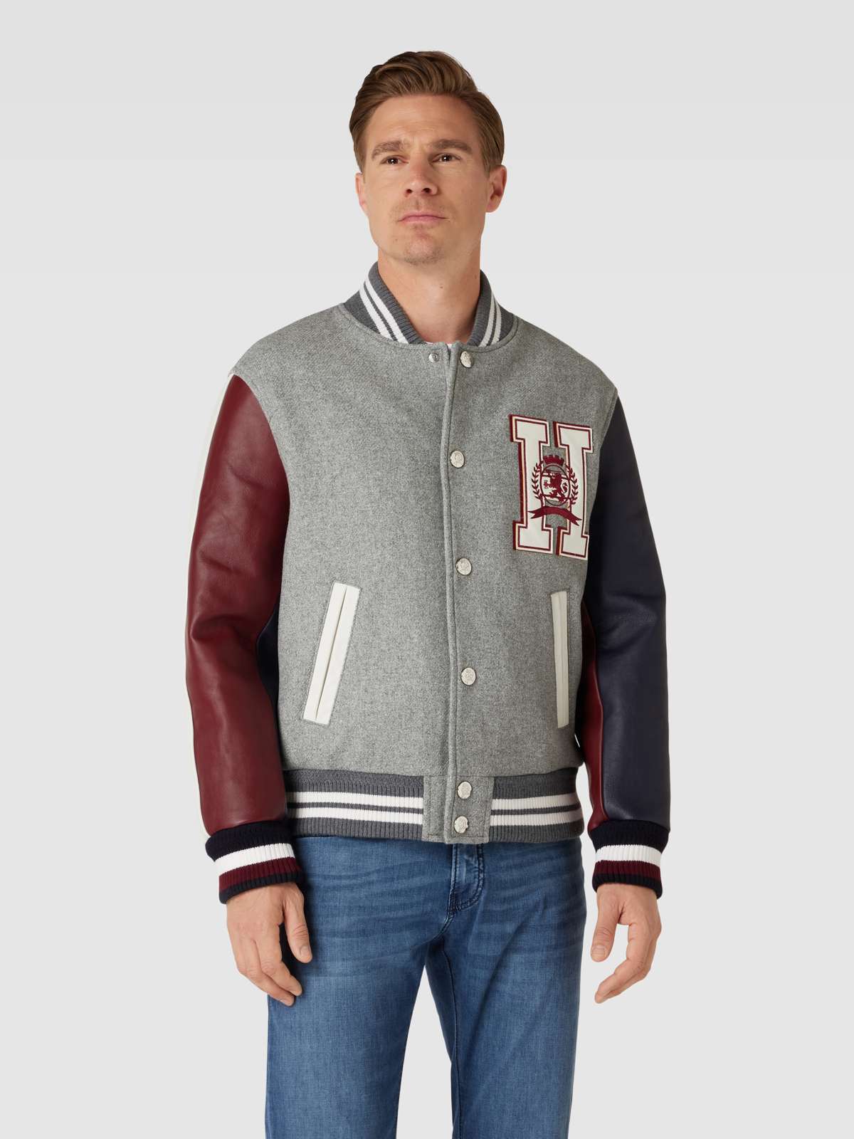 Студенческая куртка с лейблом LEATHER VARSITY