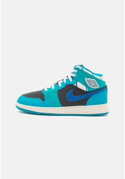 Кеды AIR JORDAN 1 MID UNISEX