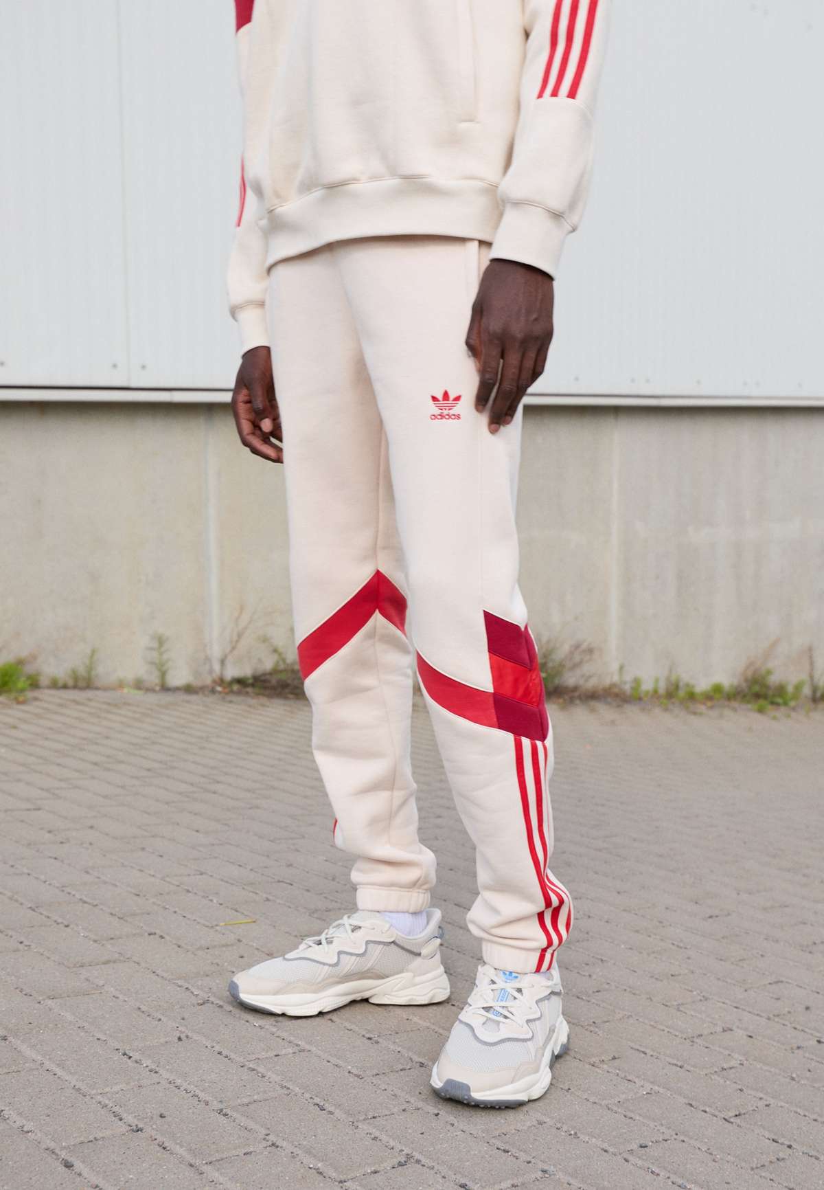 Брюки FC BAYERN MUNCHEN PANT