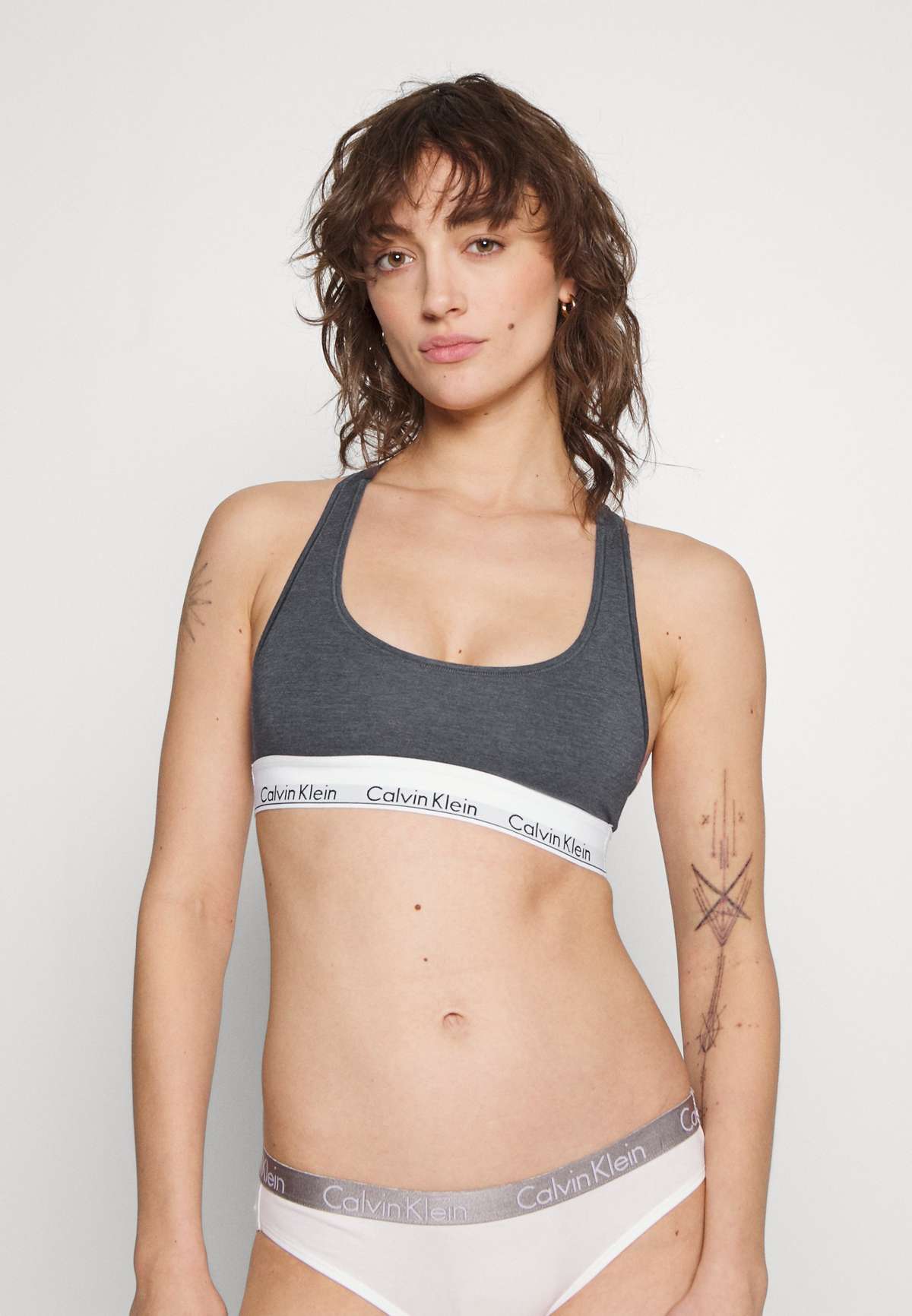 Бюстье UNLINED BRALETTE