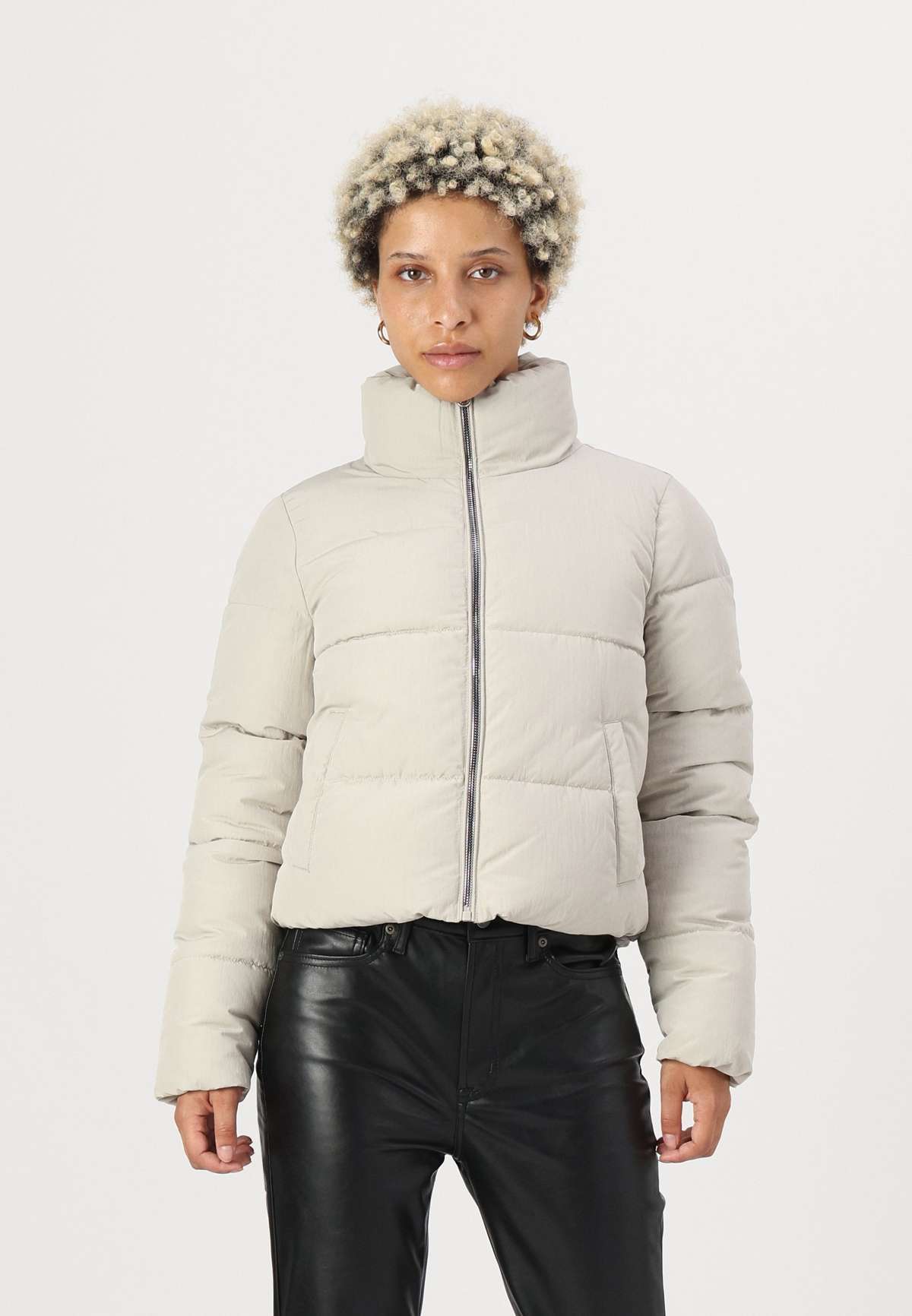 Зимняя куртка ONLDOLLY JACKET