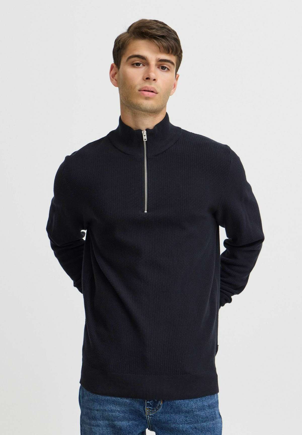 Пуловер KARL STRUCTURED HALFZIP