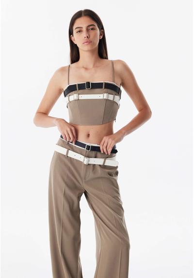 Топ CROP WITH BELT ACCESSORIES