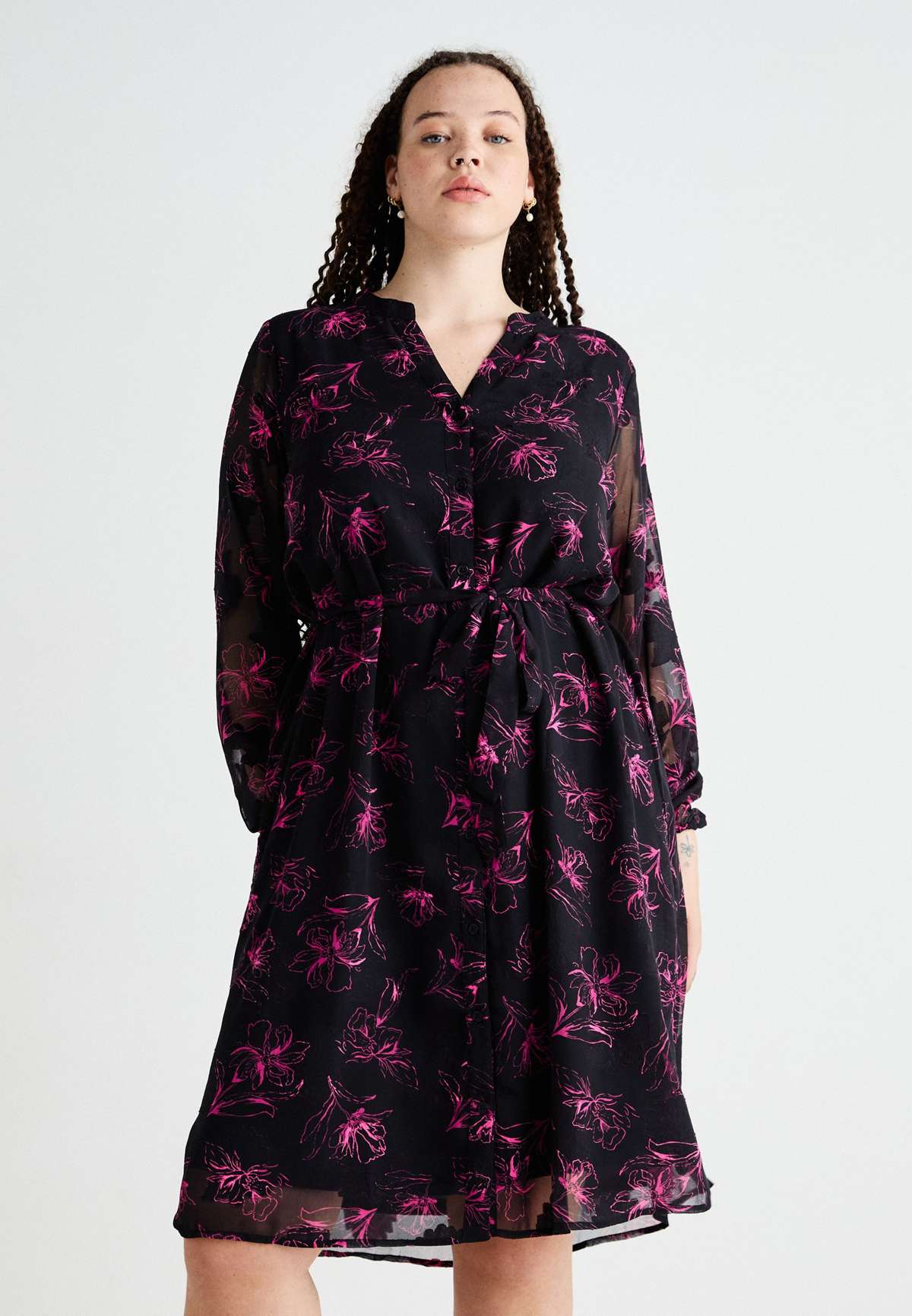 Платье CARMELENA V NECK MIDI DRESS