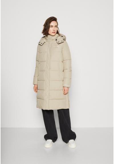 Зимняя куртка MONOLOGO LONG PUFFER