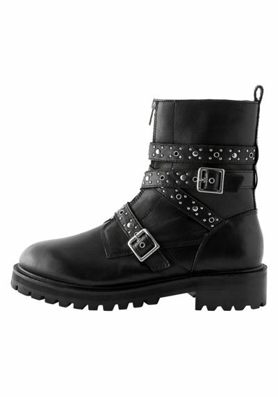 Полусапоги FOREVER COMFORT STUDDED BIKER