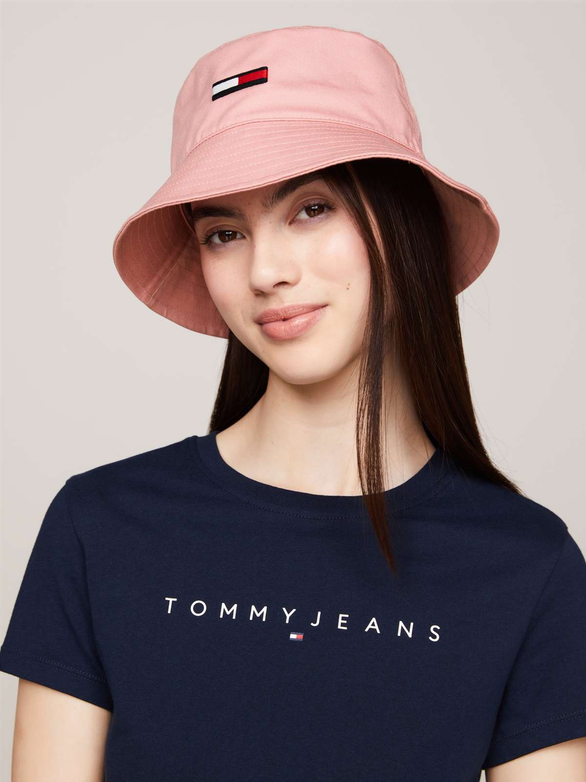 Шляпа ELONGATED FLAG BUCKET HAT