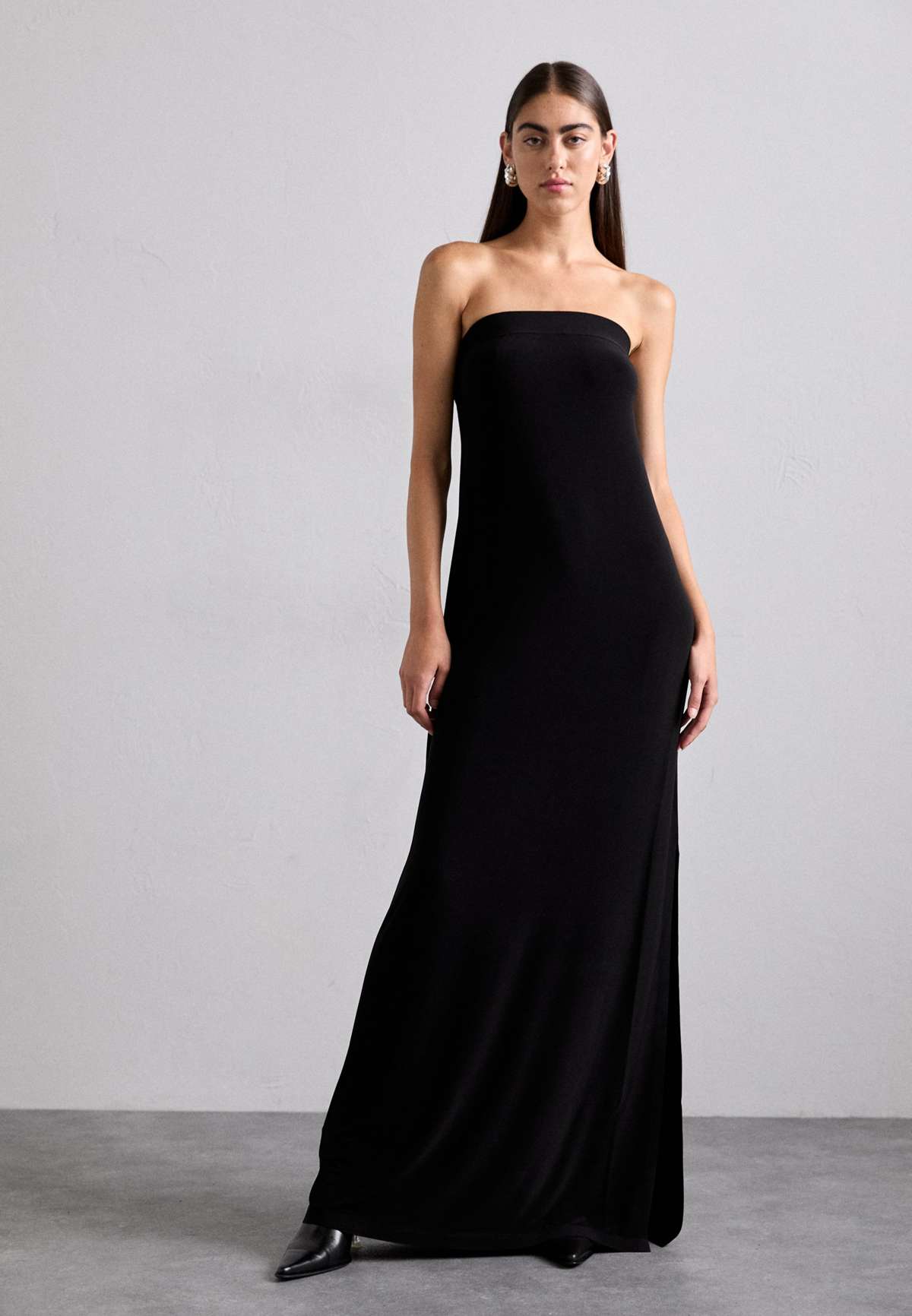 Трикотажное платье STRAPLESS TAILORED SIDE SLIT GOWN