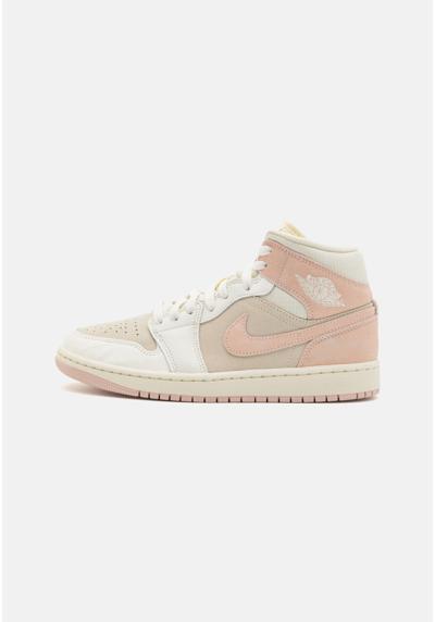 Сникеры AIR JORDAN 1 MID SE