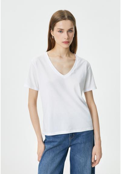 Футболка V NECK