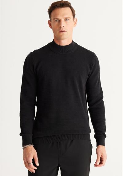 Пуловер STANDARD FIT MOCK TURTLENECK