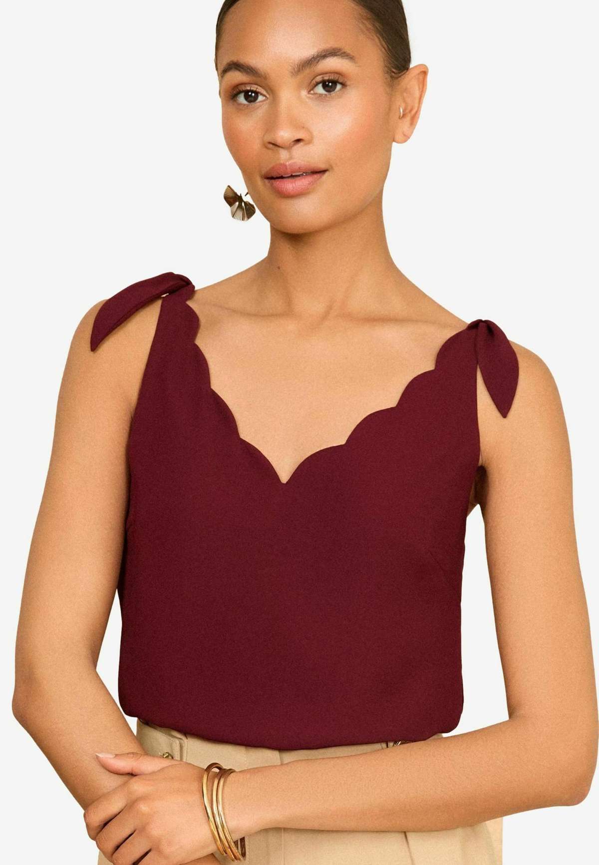 Блузка V NECK SCALLOP DETAIL TIE SHOULDER REGULAR FIT