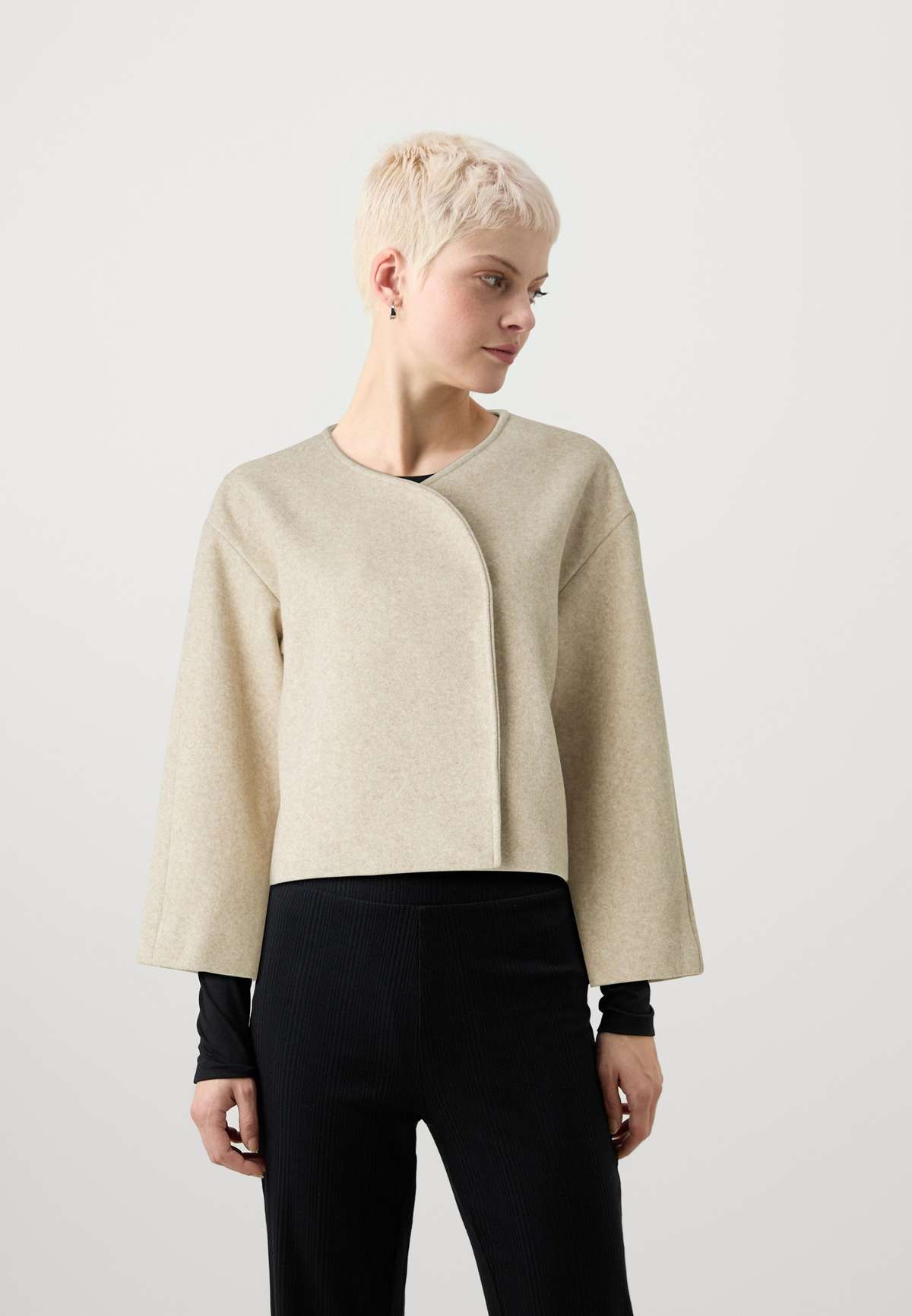 Куртка ROUND NECK PETITE JACKET