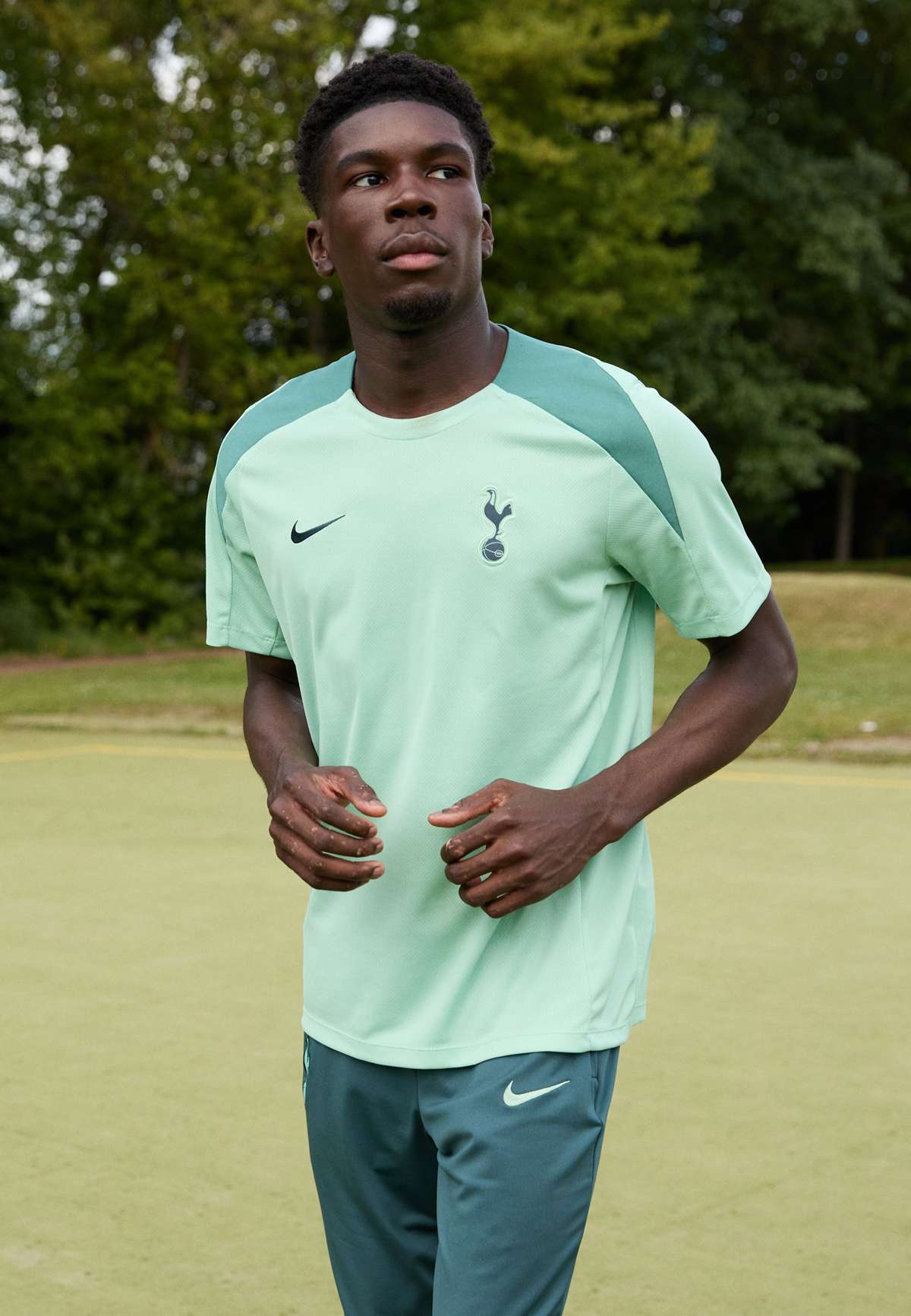 TOTTENHAM NIKE DF STRIKE SHORT SLEEVES TOP THIRD - Vereinsmannschaften