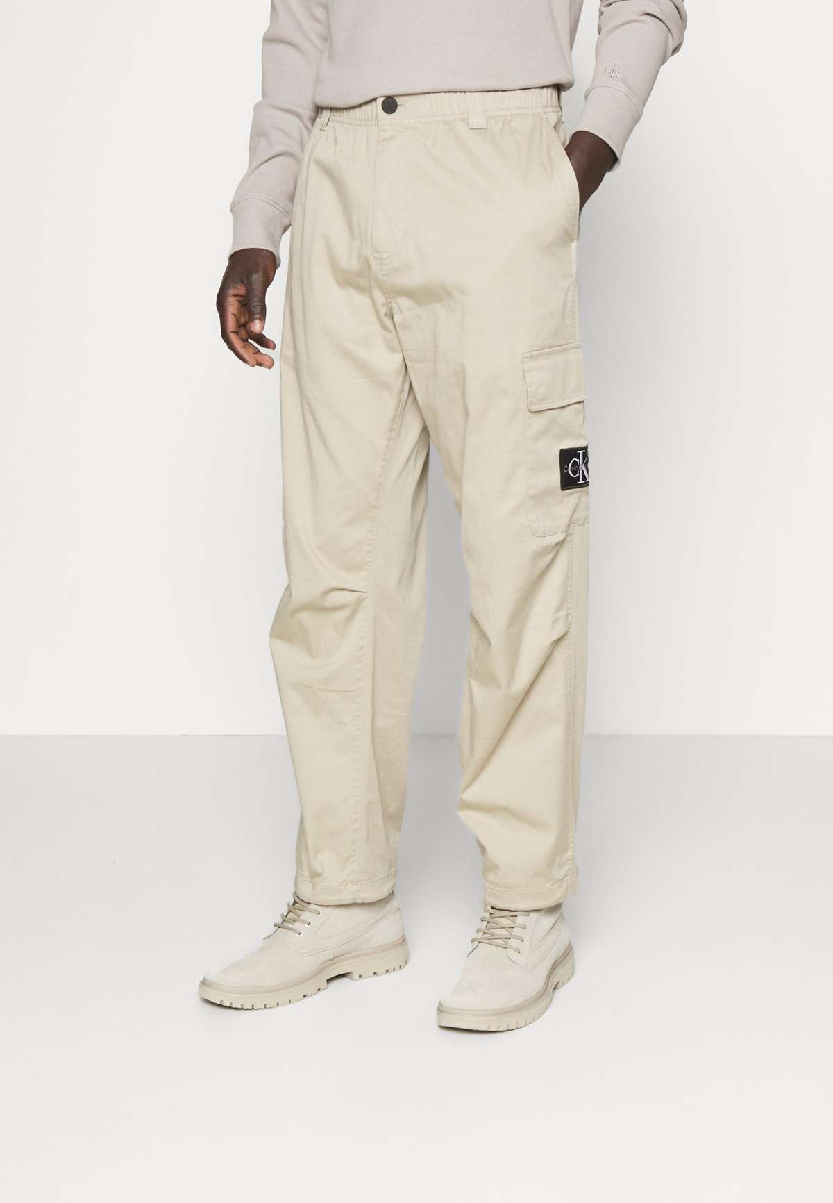 Брюки-карго ESSENTIAL REGULAR PANT