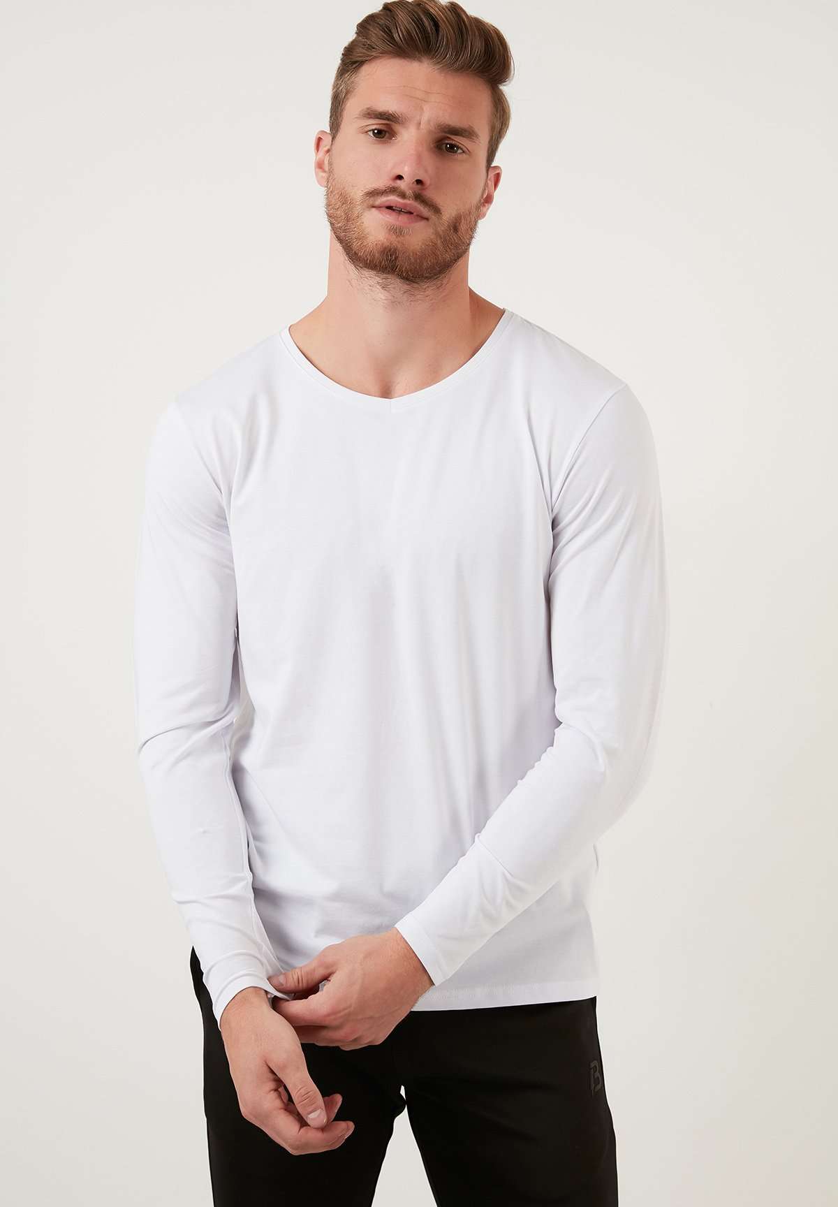 Кофта BURATTI CREW NECK SLIM FIT SWEATSHIRT