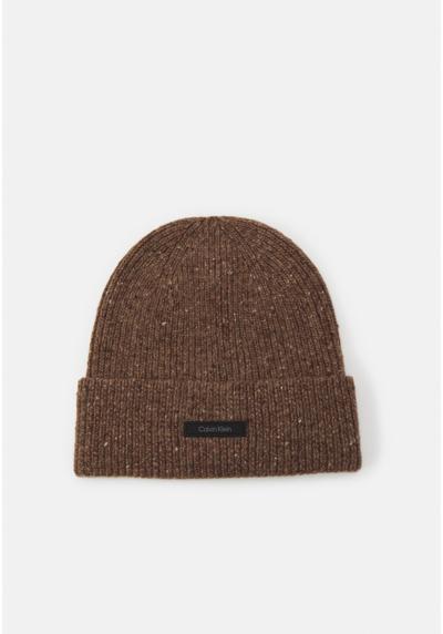 Шапка BEANIE UNISEX