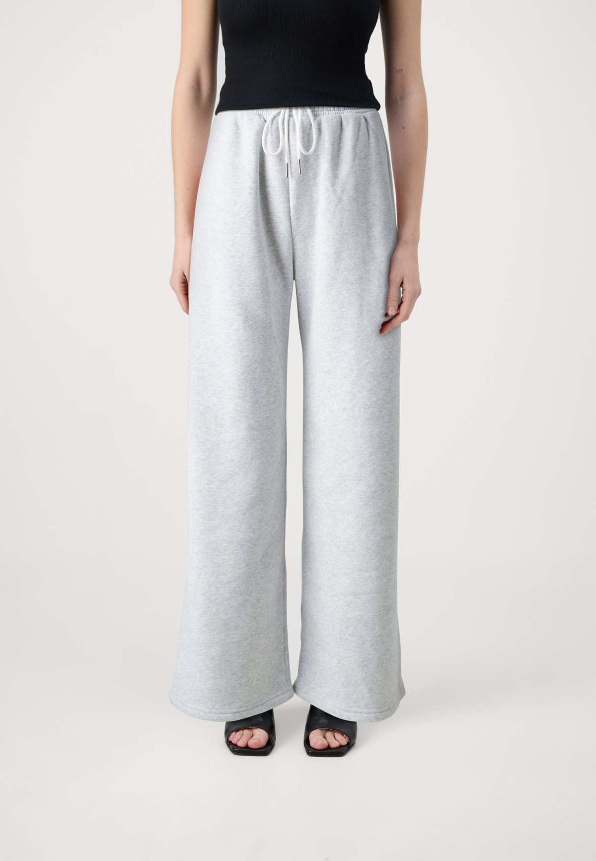 Брюки ESSENTIAL WIDE LEG