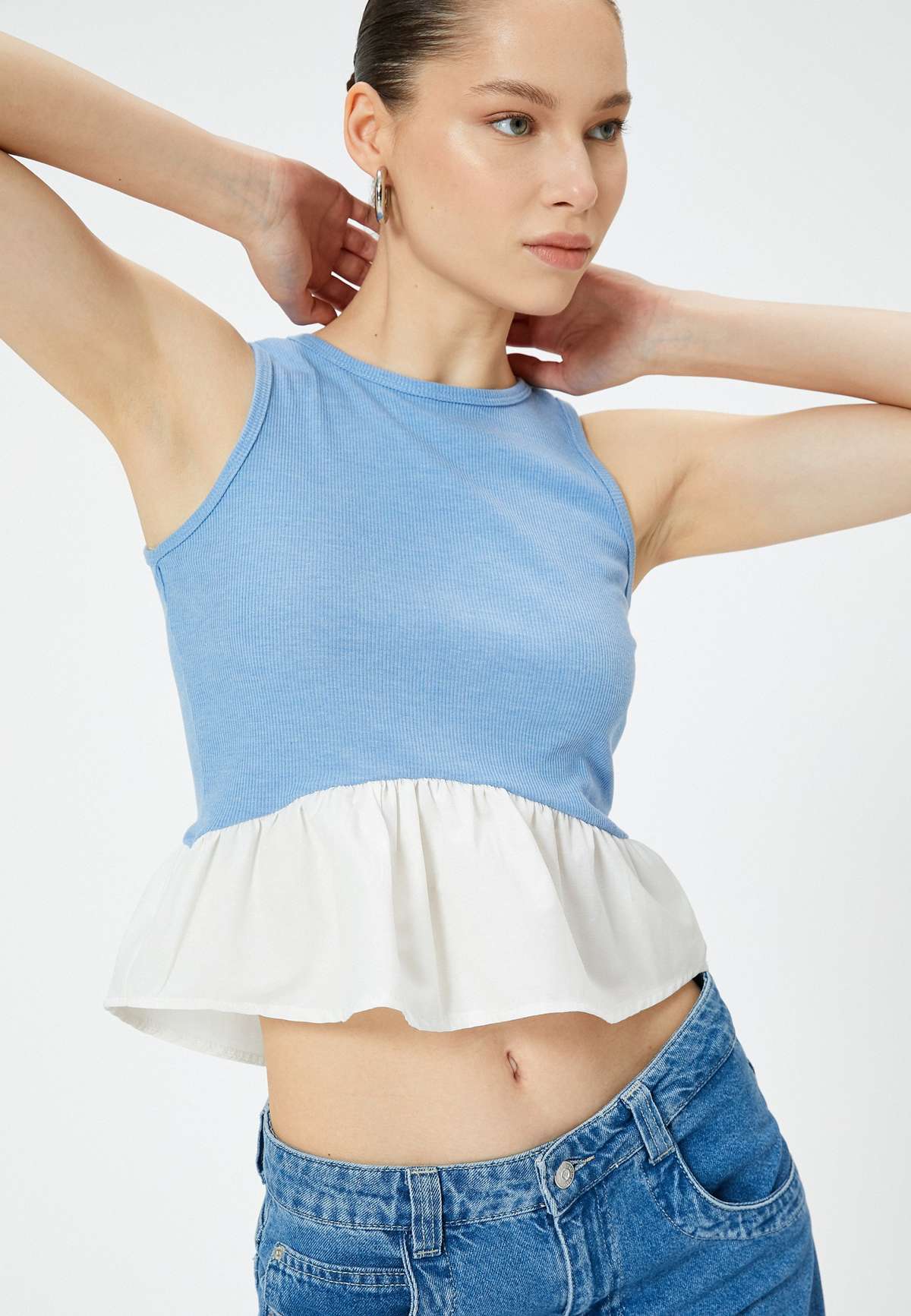 Блузка RUFFLE TANK