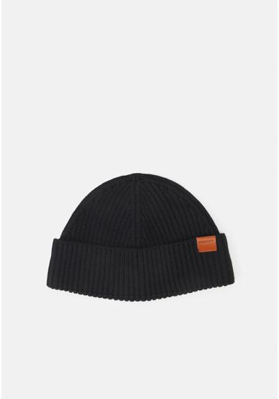 Шапка FISHERMAN BEANIE UNISEX