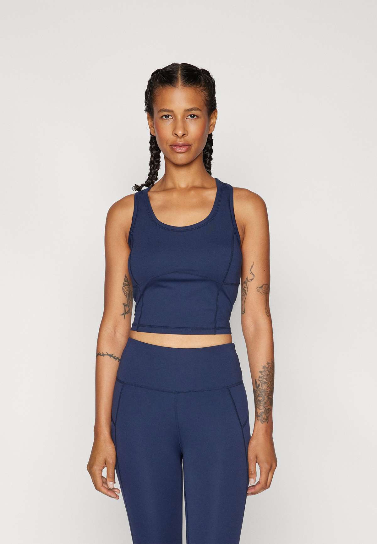 Топ ALL DAY ACTIVE CROPPED TANK