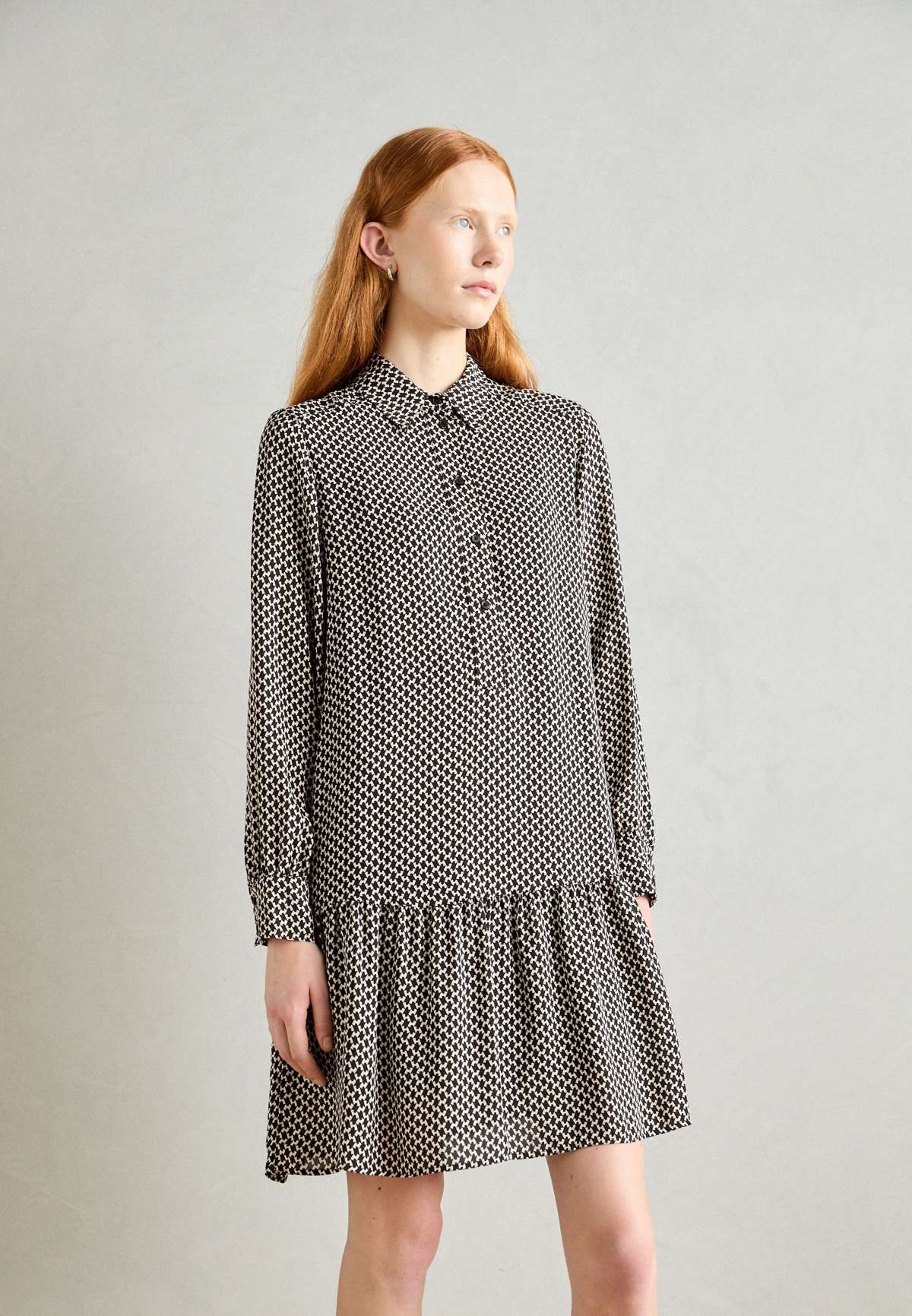 Платье-блузка DRESS A-SHAPE SHIRT STYLE VOLANT SKIRT LONG SLEEVE KENT COLLAR