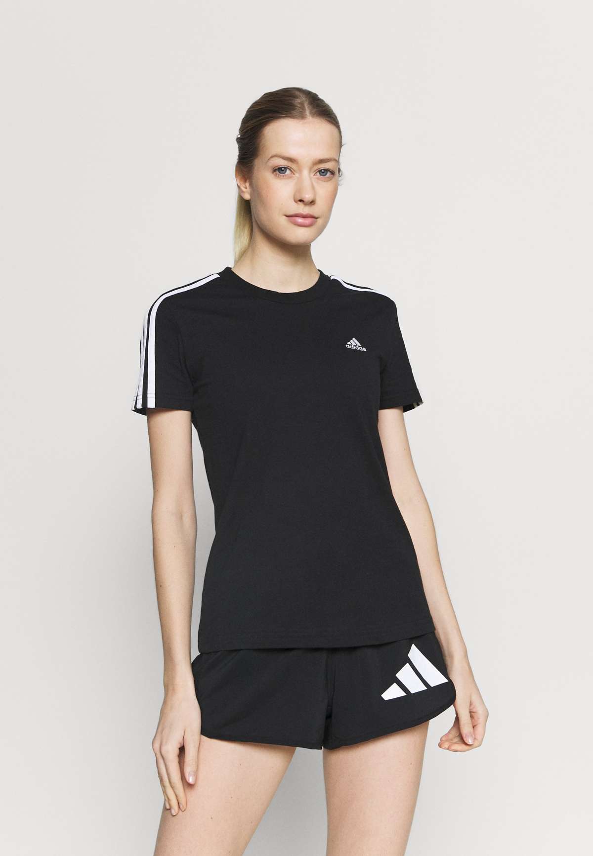 Футболка ESSENTIALS SLIM 3-STRIPES