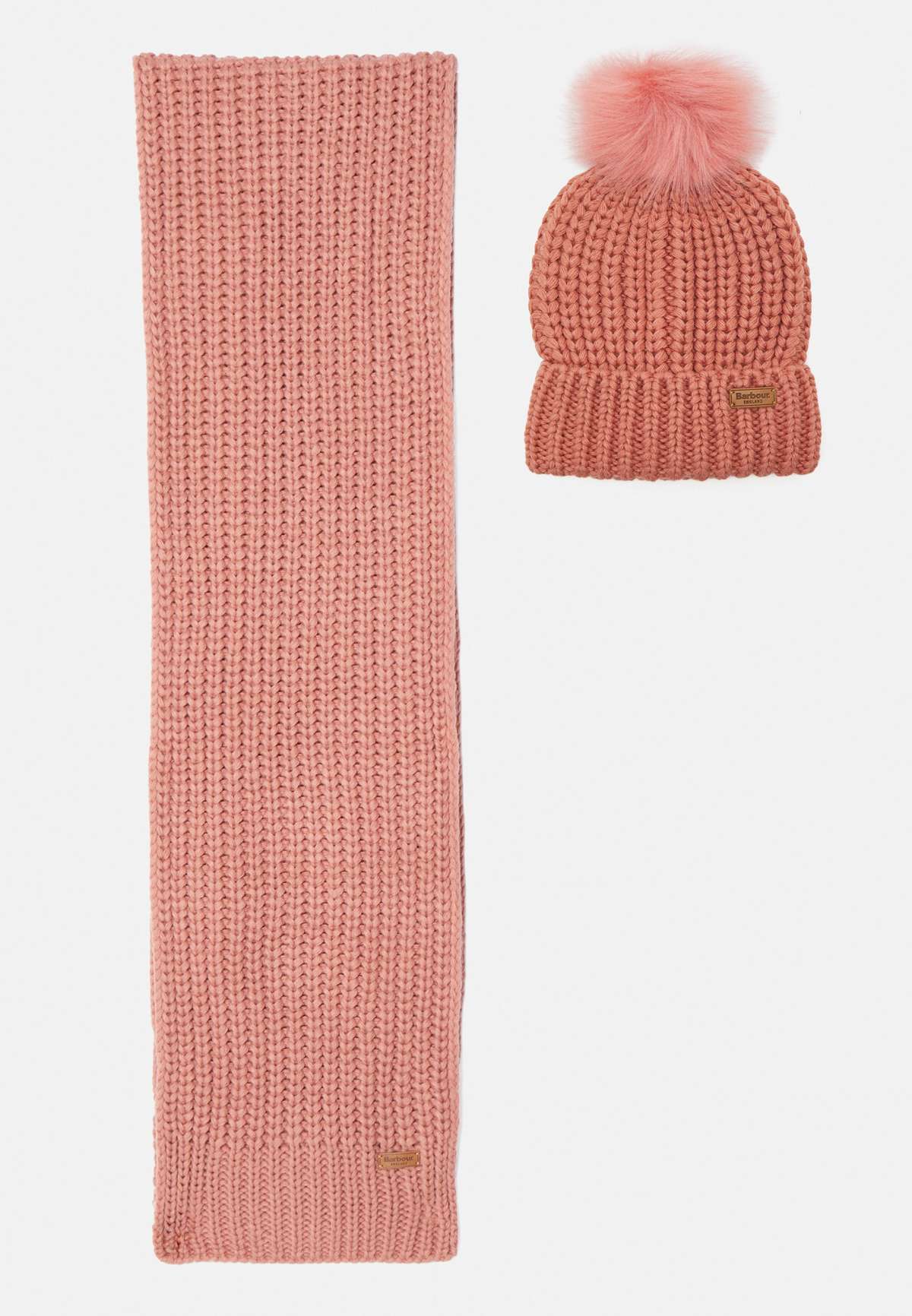 Шарф SALTBURN BEANIE & SCARF GIFT SET